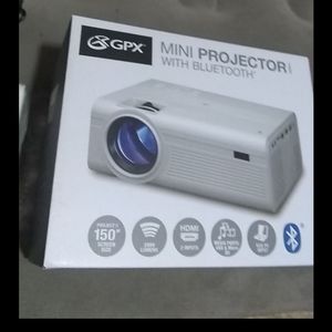 Gpx home theater projector
